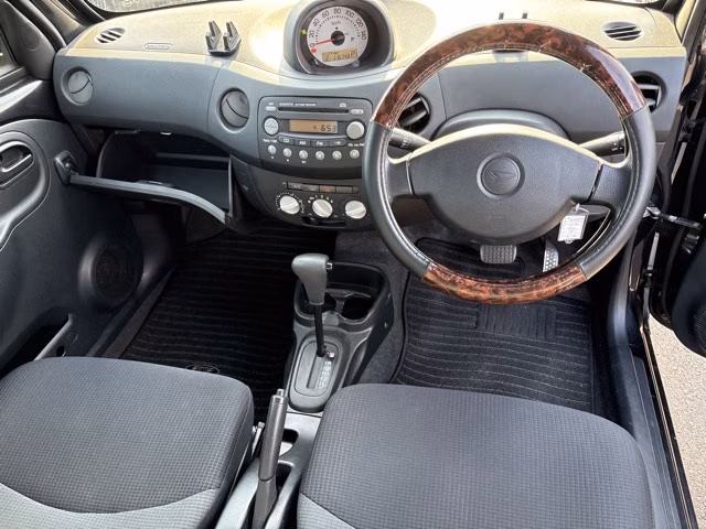 DAIHATSU ESSE