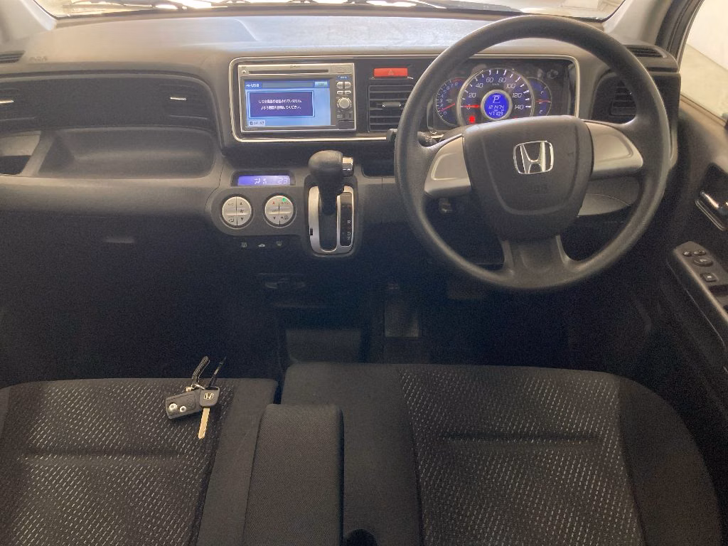 HONDA LIFE