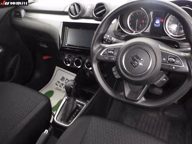 SUZUKI SWIFT