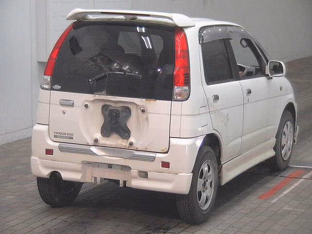 DAIHATSU TERIOS KID