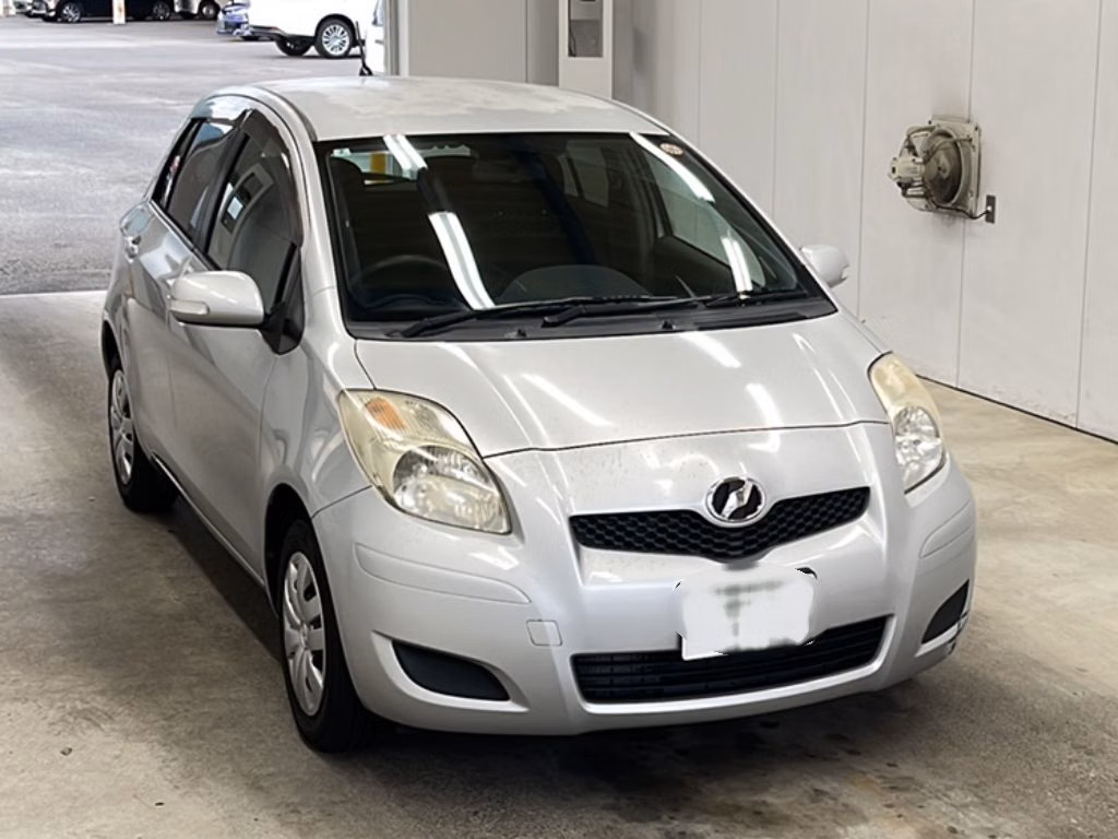 TOYOTA VITZ