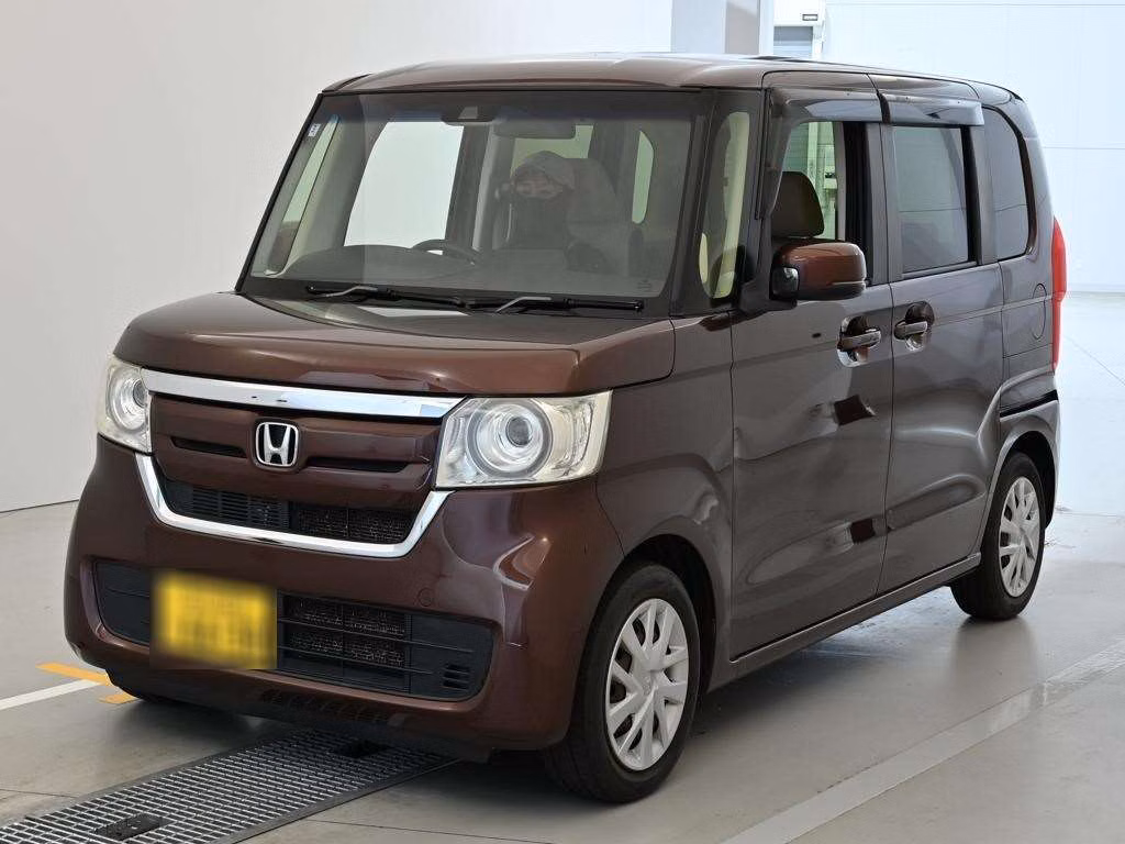 HONDA N-BOX