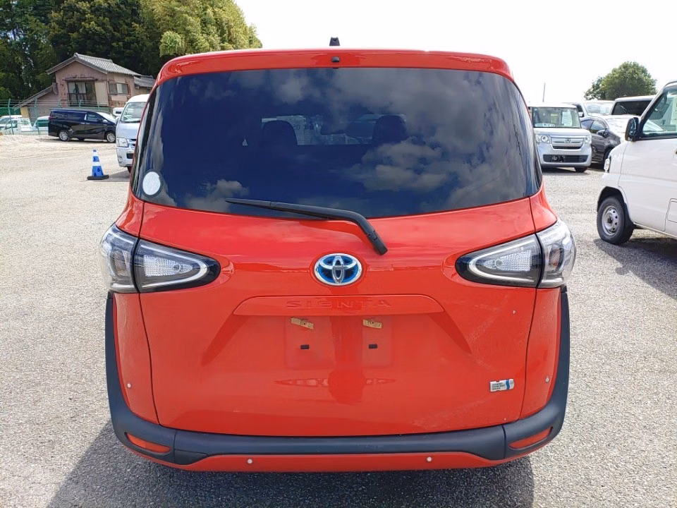 TOYOTA SIENTA