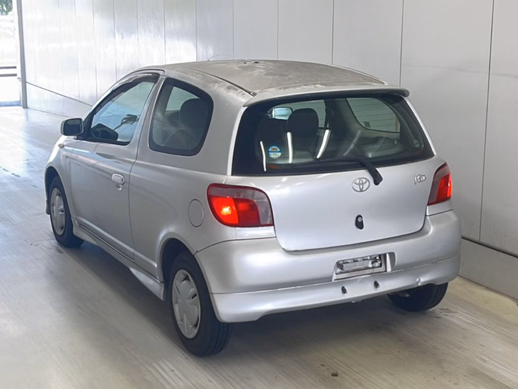 TOYOTA VITZ
