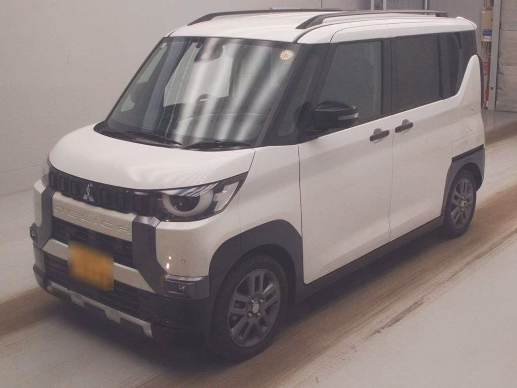 MITSUBISHI DELICA MINI
