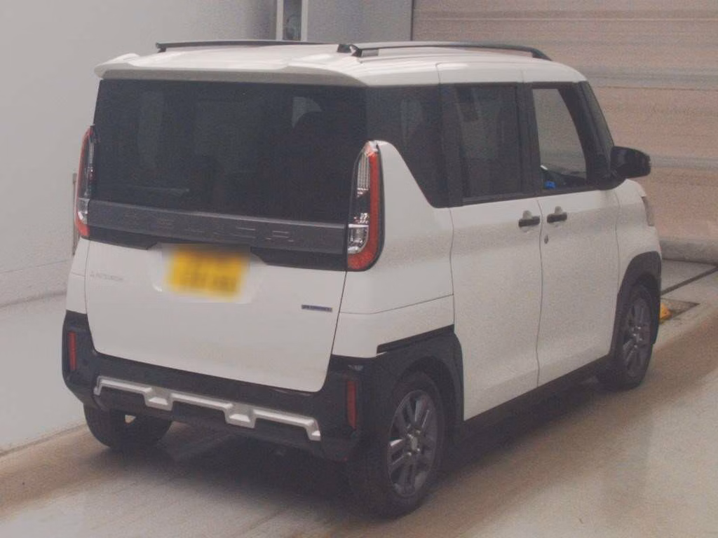 MITSUBISHI DELICA MINI