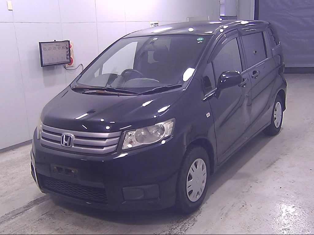HONDA FREED SPIKE
