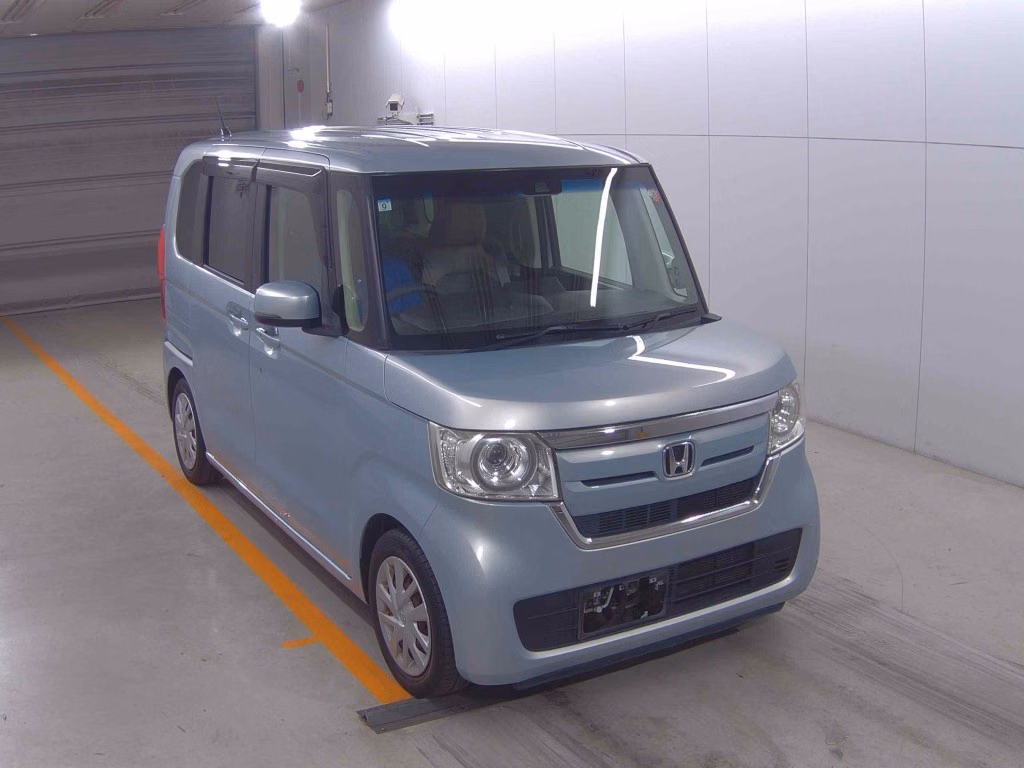 HONDA N-BOX