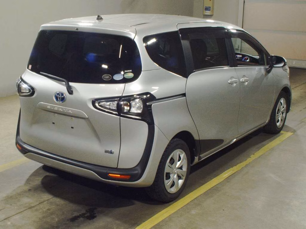 TOYOTA SIENTA