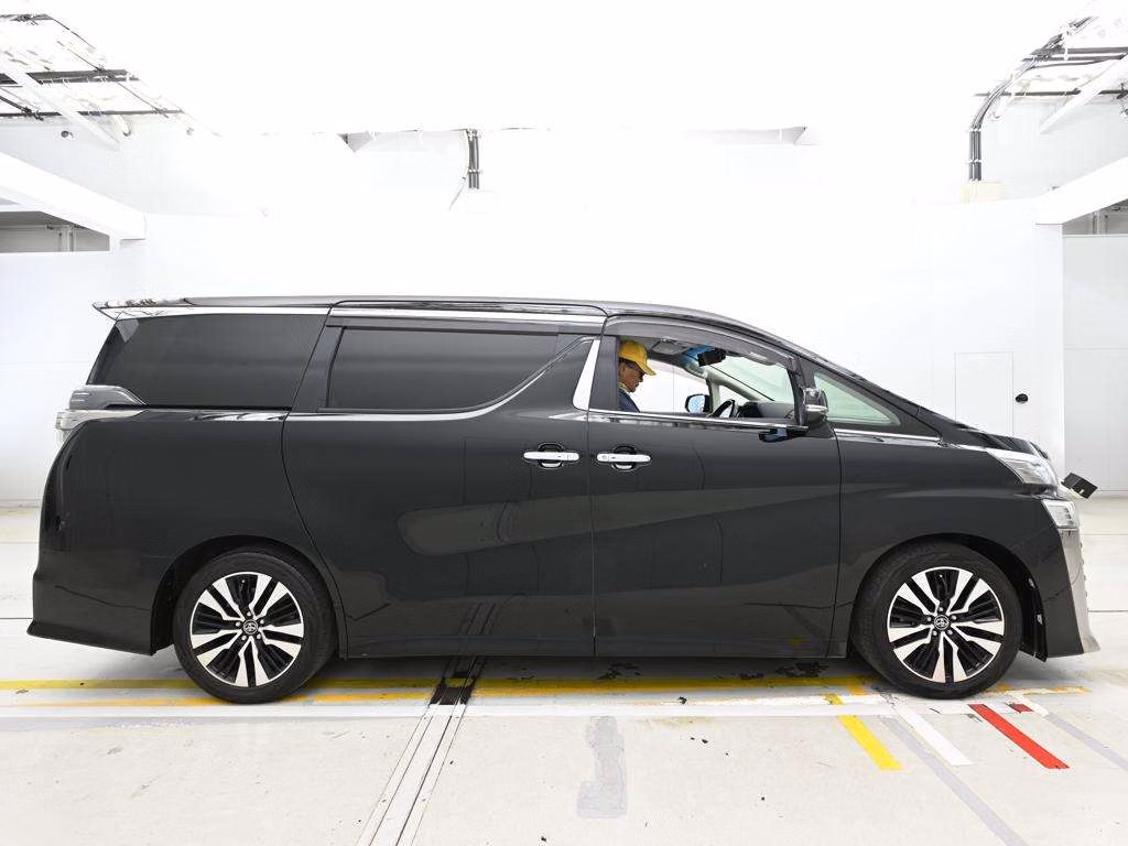 TOYOTA VELLFIRE