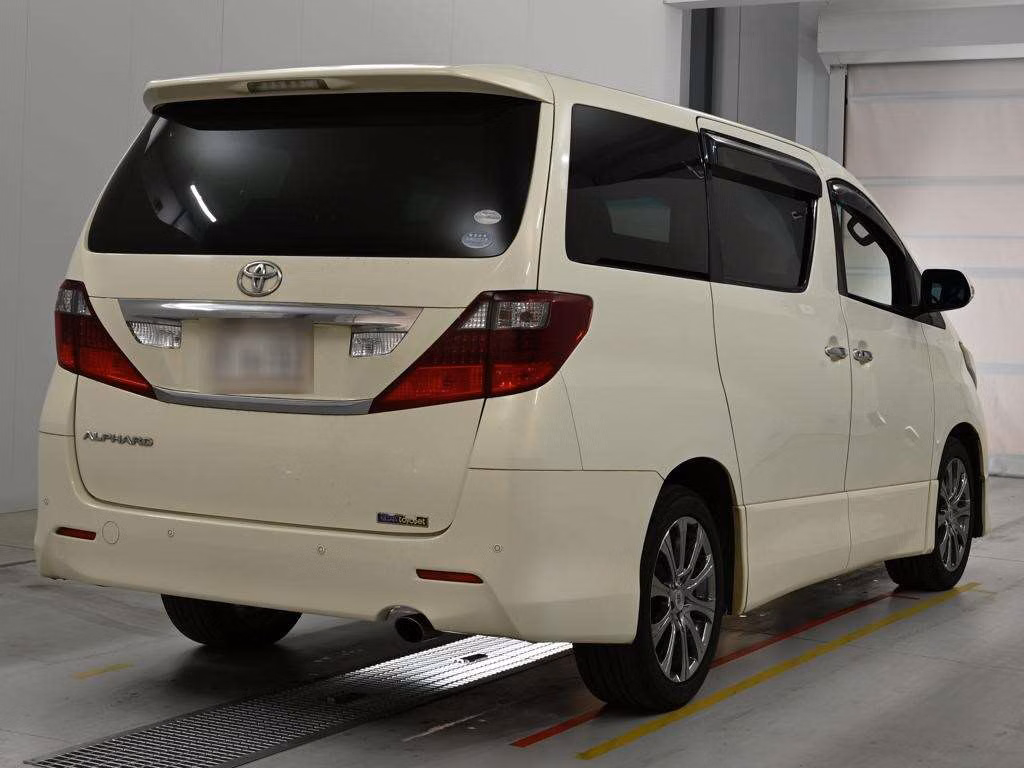 TOYOTA ALPHARD