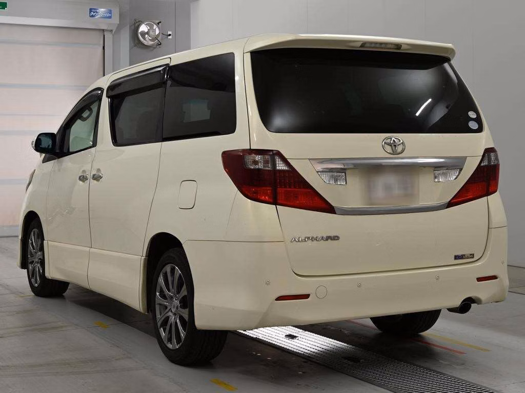 TOYOTA ALPHARD
