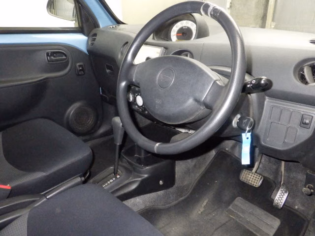 DAIHATSU ESSE