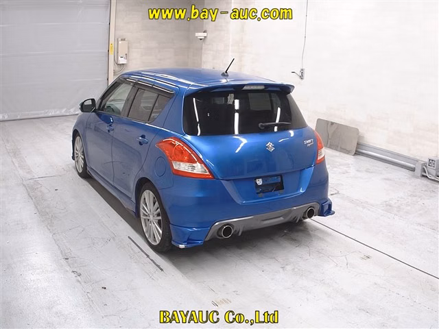 SUZUKI SWIFT