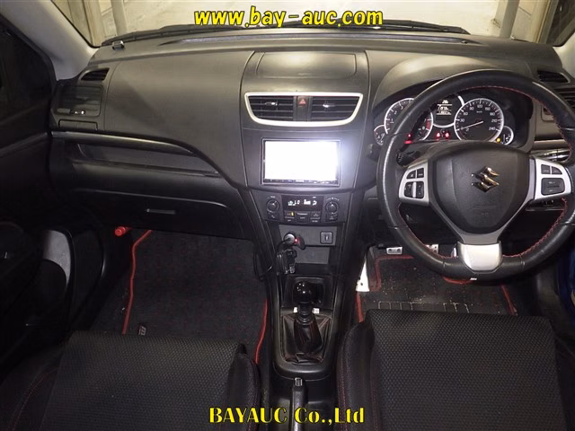 SUZUKI SWIFT