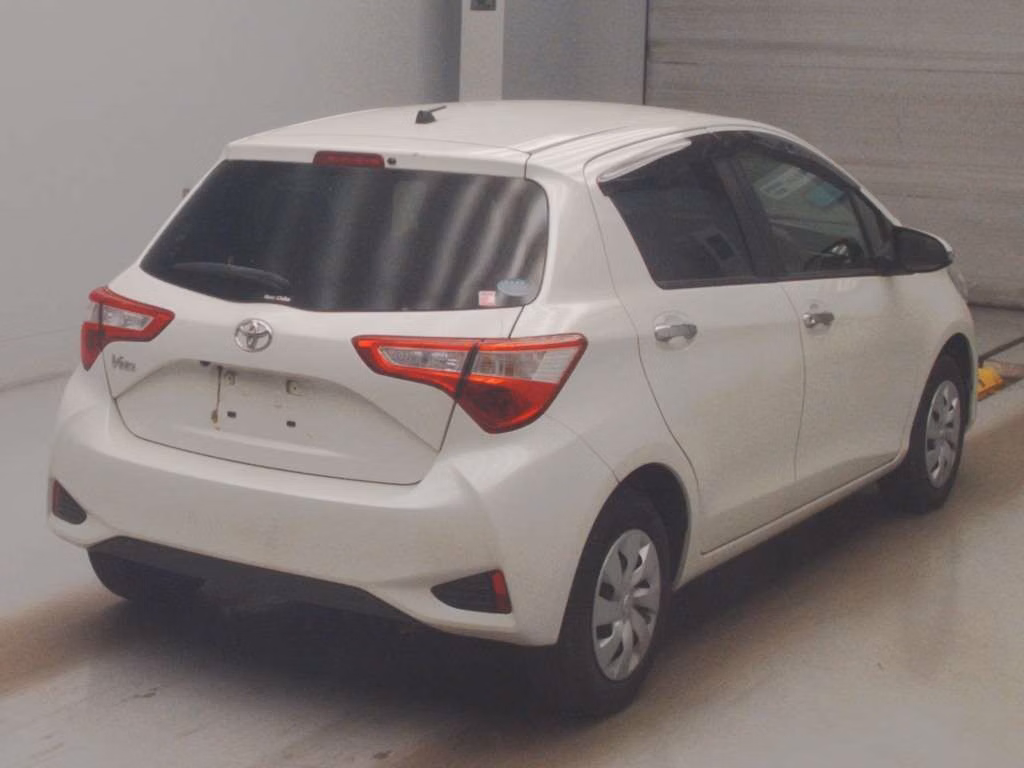 TOYOTA VITZ