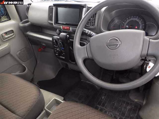 NISSAN NV100 CLIPPER