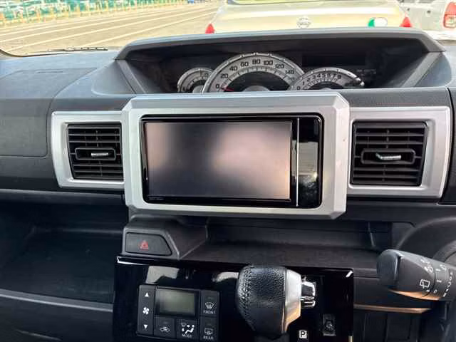 TOYOTA PIXIS MEGA