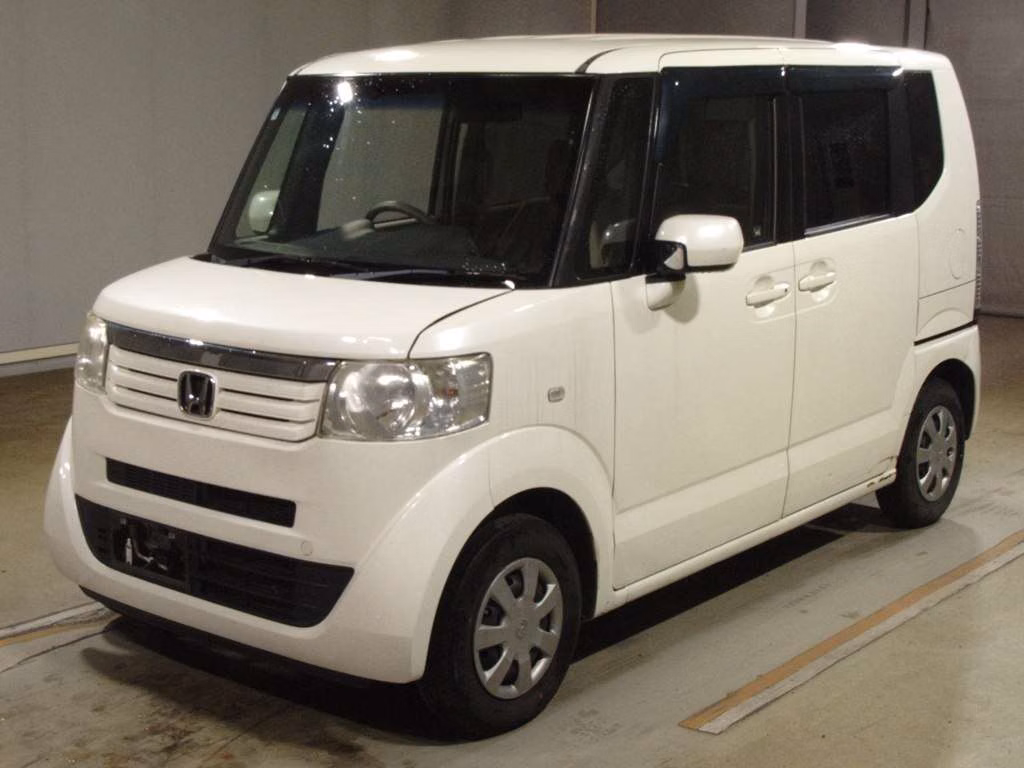 HONDA N-BOX