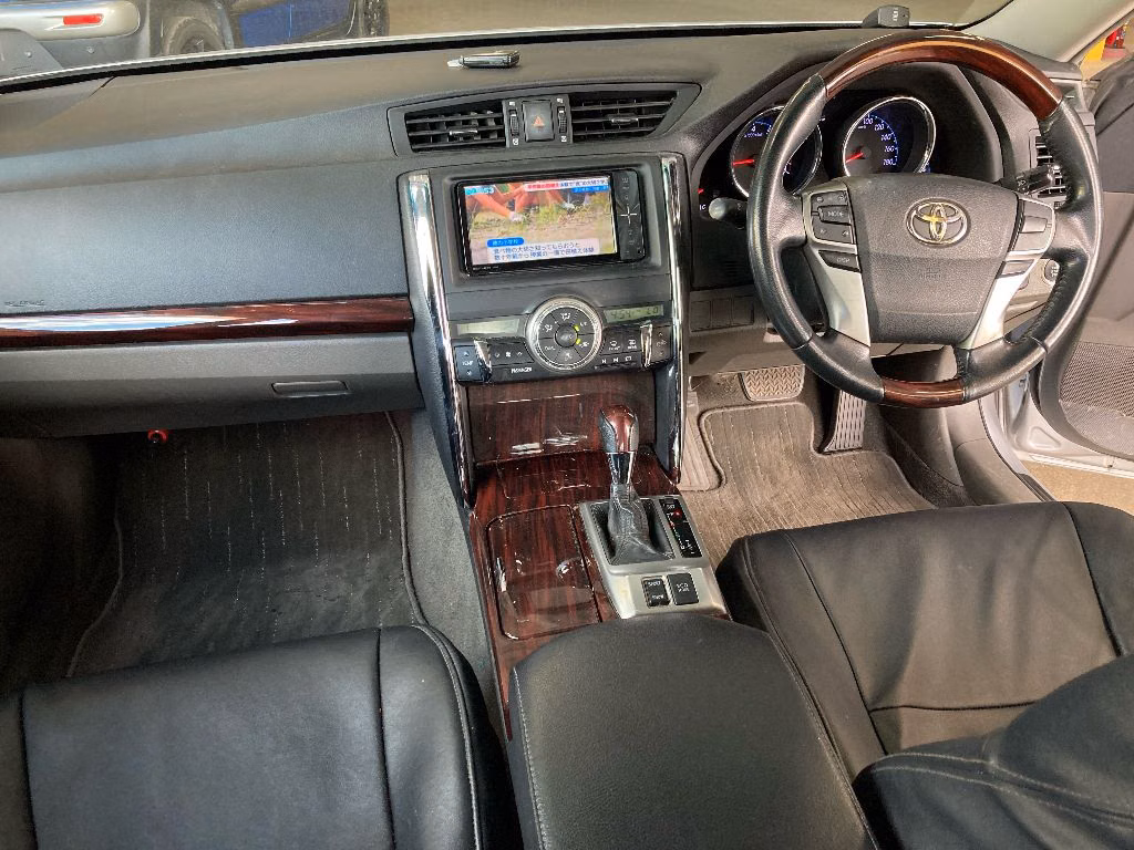 TOYOTA MARK X