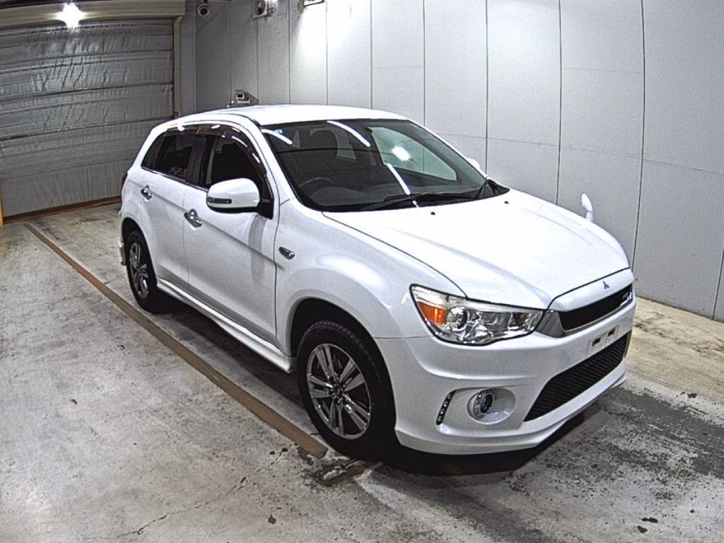 MITSUBISHI RVR