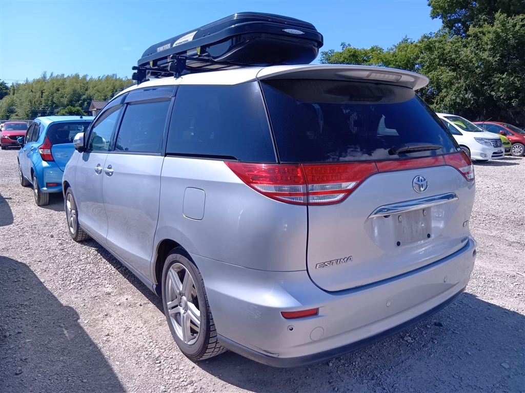 TOYOTA ESTIMA
