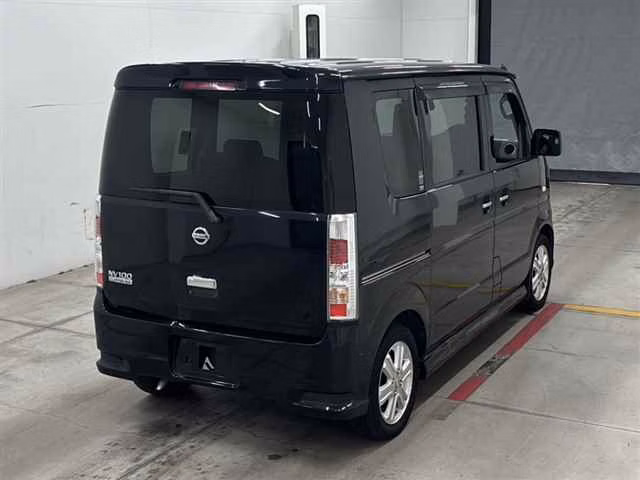 NISSAN NV100 CLIPPER