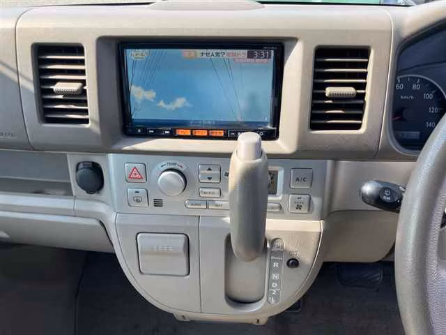 NISSAN NV100 CLIPPER