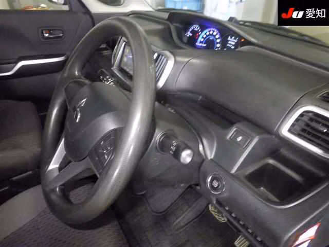 MITSUBISHI DELICA D:2