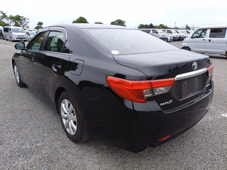 TOYOTA MARK X