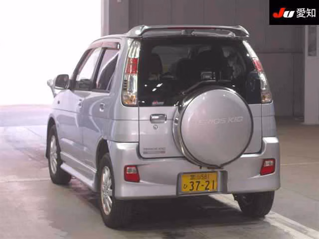DAIHATSU TERIOS KID