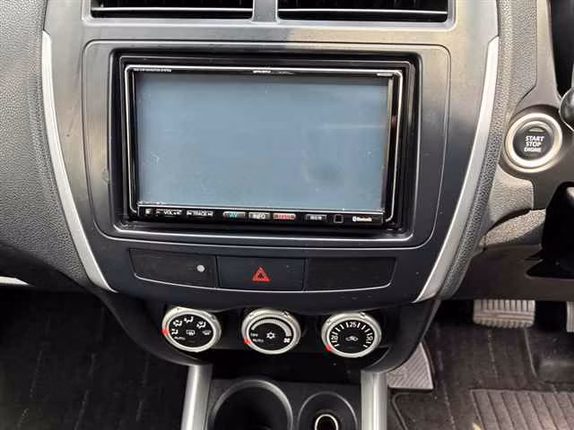 MITSUBISHI RVR