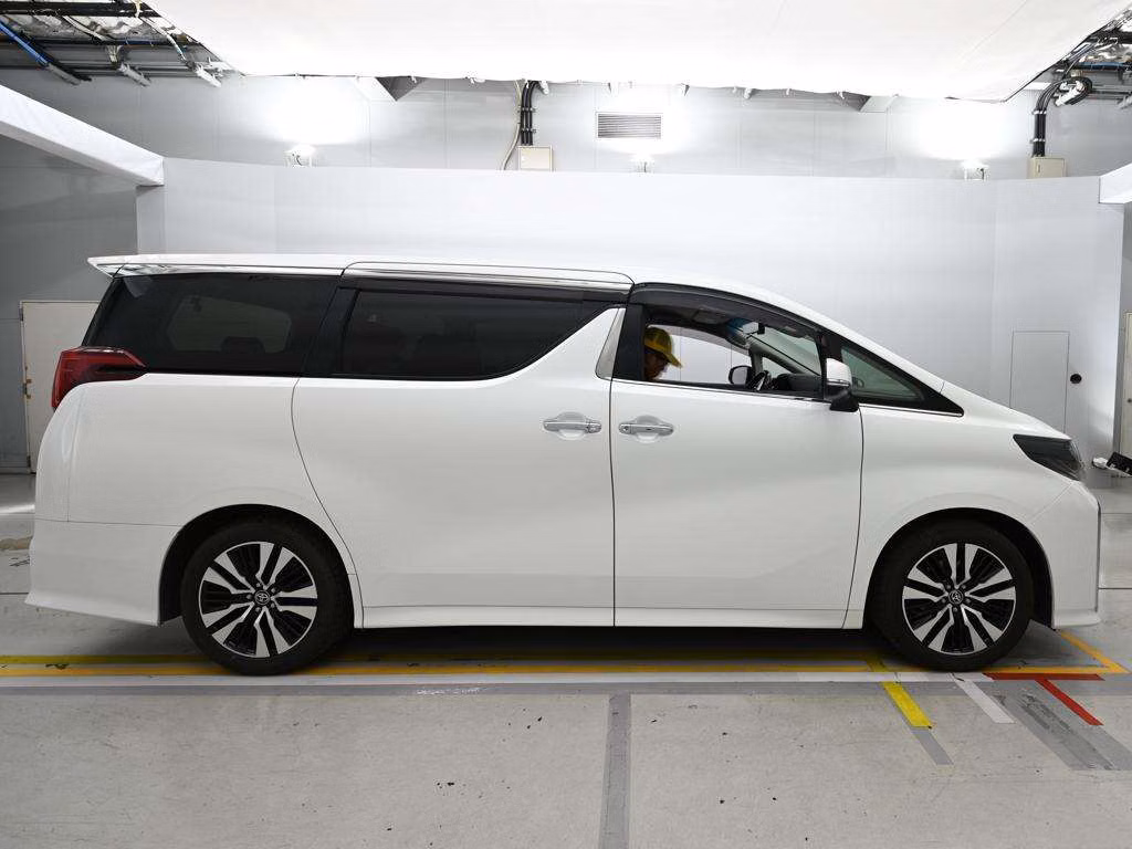TOYOTA ALPHARD