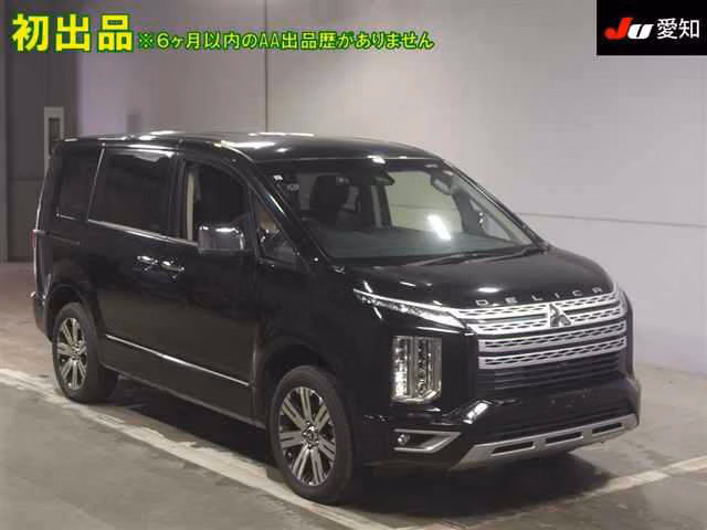 MITSUBISHI DELICA D:5