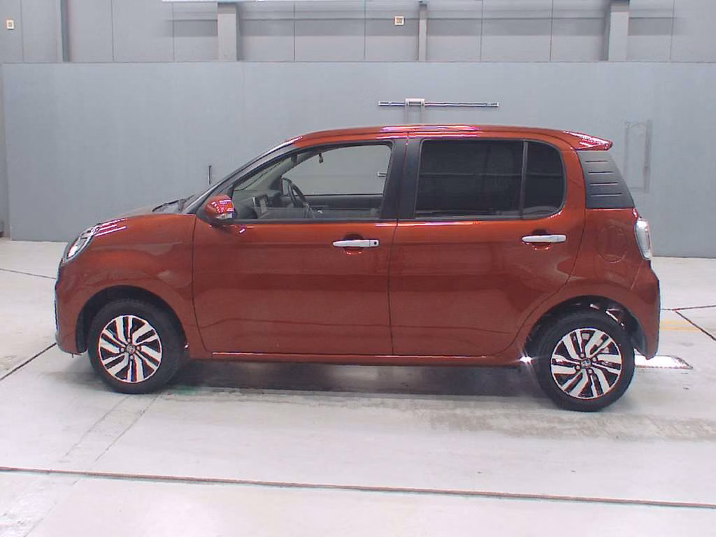 TOYOTA PASSO