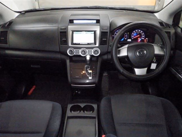 MAZDA MPV