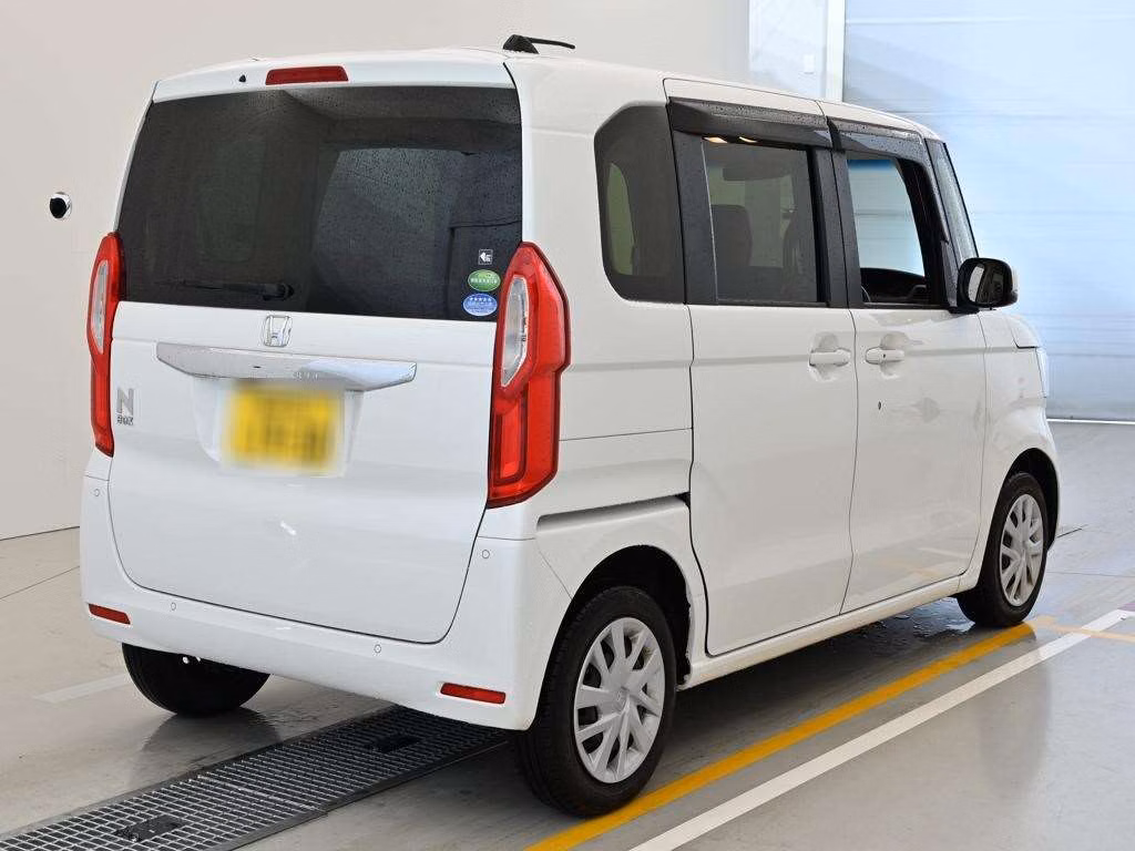 HONDA N-BOX