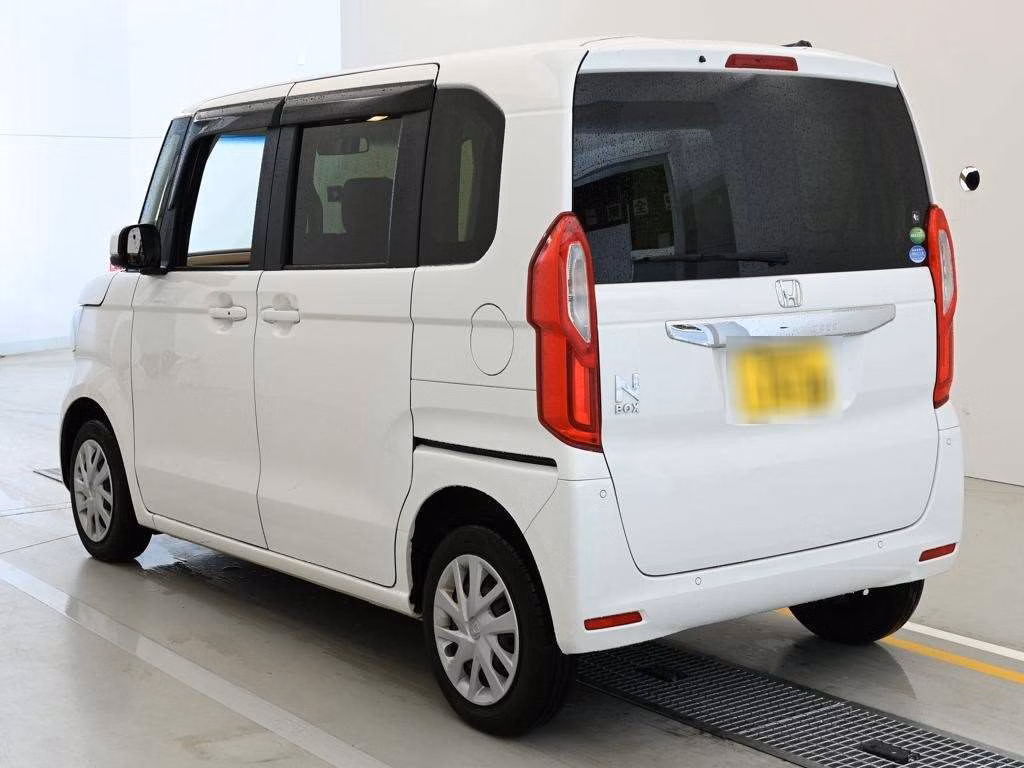 HONDA N-BOX