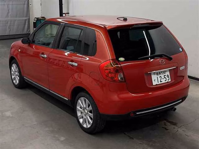 MAZDA VERISA