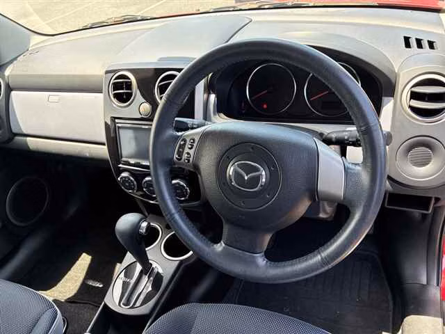 MAZDA VERISA