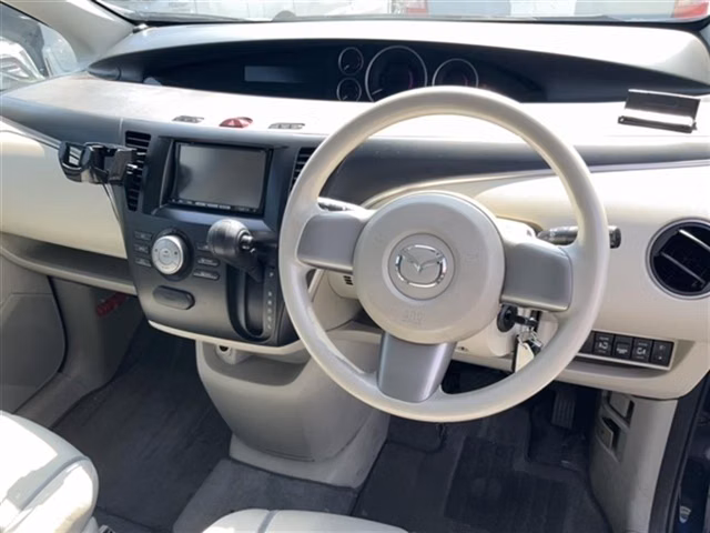 MAZDA BIANTE