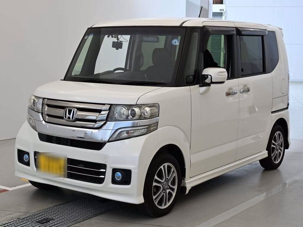 HONDA N-BOX