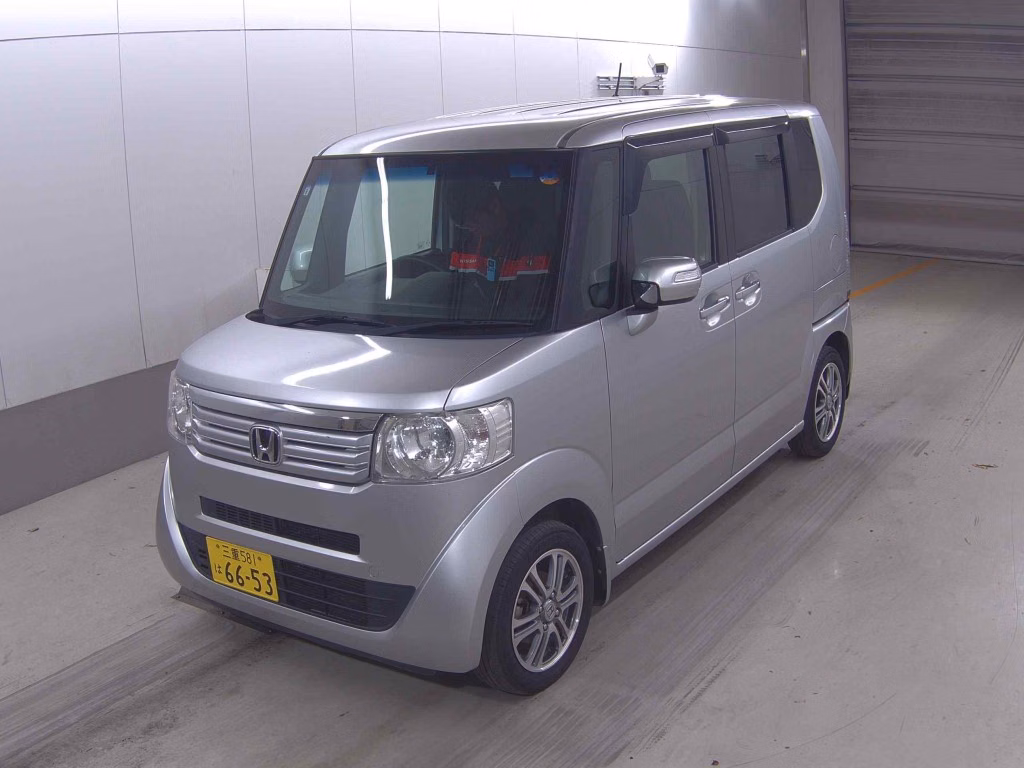 HONDA N-BOX+