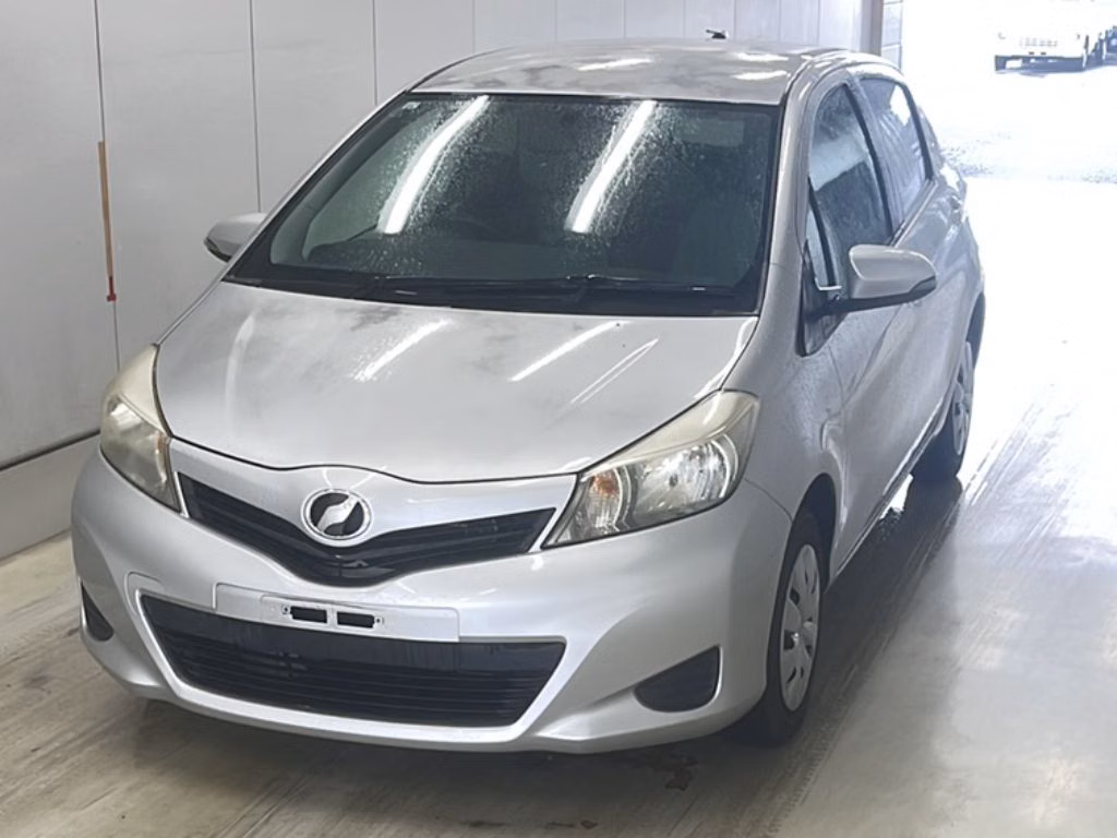 TOYOTA VITZ