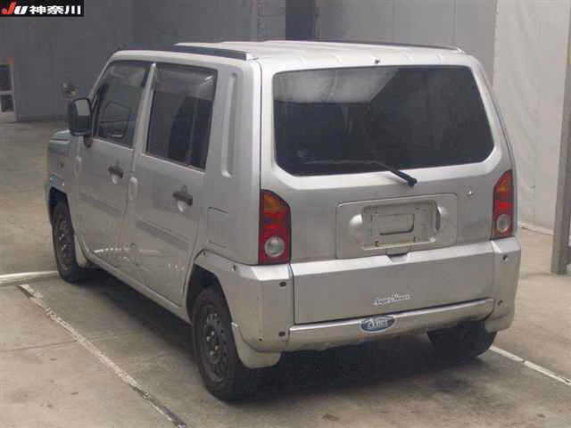 DAIHATSU NAKED