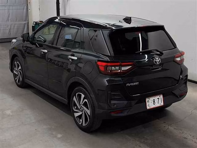 TOYOTA RAIZE