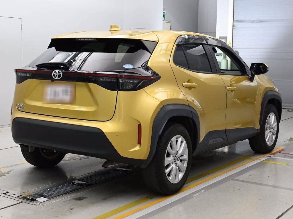 TOYOTA YARIS CROSS
