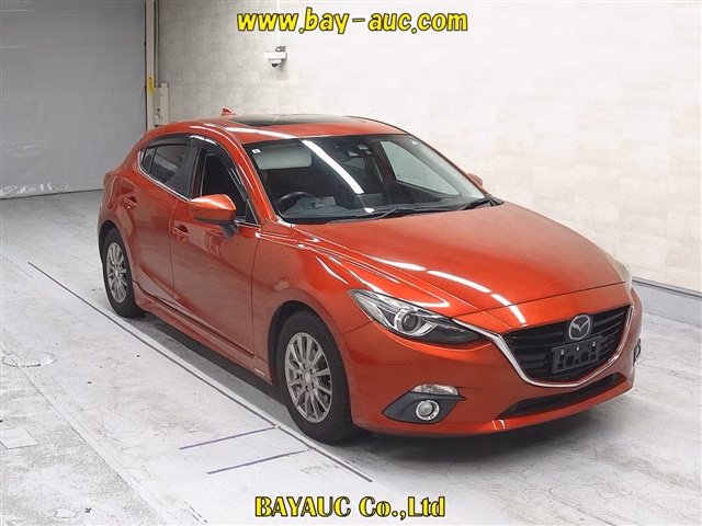 MAZDA AXELA