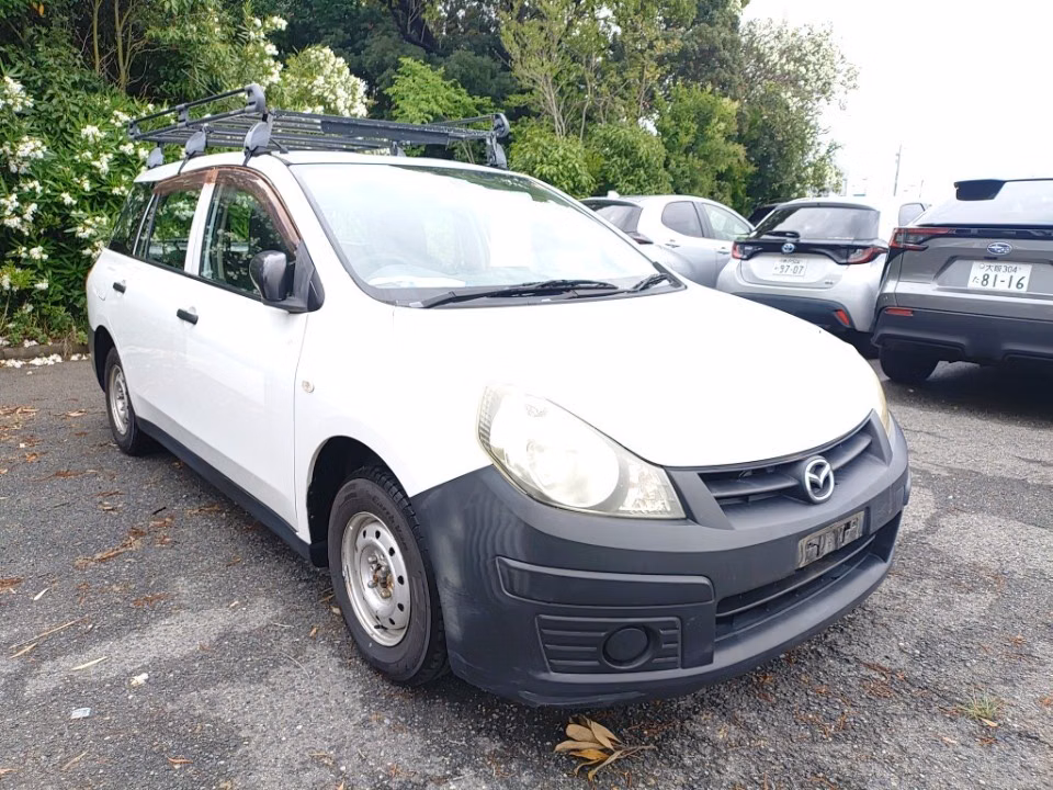 MAZDA FAMILIA