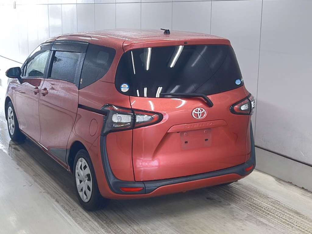 TOYOTA SIENTA